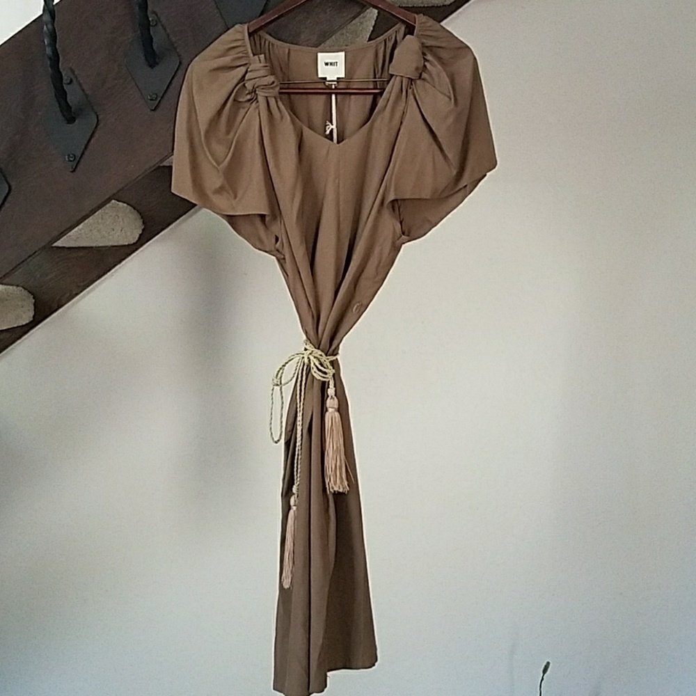 WHIT DRESS